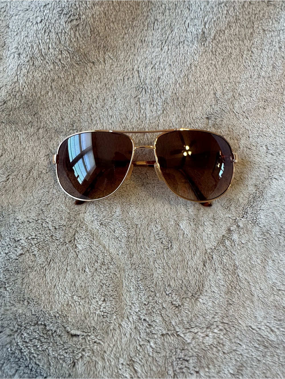 Women’s Aviator Sunglasses in Brown and Gold